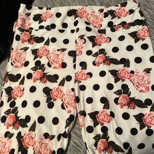 Lularoe poka dot and stripe leggings